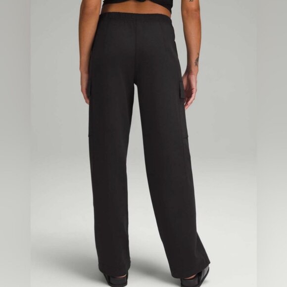 Lululemon NWOT Cotton-Blend Double-Knit Mid-Rise Cargo Pant Black - Picture 2 of 11